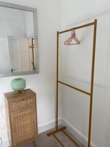 2 Bed Apartment in Addlestone Free Parking