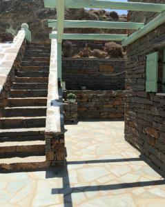 Otzias green cottage Kea Greece