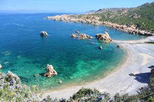 Residence with swimming-pool in Costa Paradiso, apartments 6 beds with private outdoor area