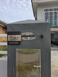 Rumah Inap Prof Homestay Guesthouse Banglo 2 Tingkat 4 Bilik Fully Aircond Kota Bharu - Min 2 nights