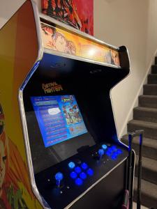 3 Bed Home, Sleeps 7 with Garden in Basildon