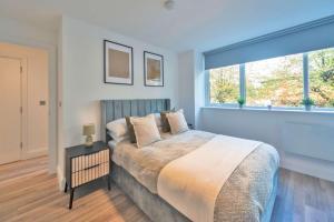 Fabulous 2BR Apartment at Trinity Point Gravesend