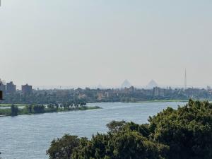 Cozy 2BR Duplex in Maadi with Modern Comforts