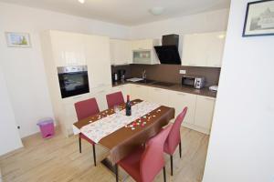 Apartments Cony and Tara