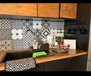 Casa Luna beach side Luxurious comfy apt in center Paphos