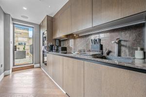 Frankie Royale - 1-bed Penthouse with AC by Carnaby Street