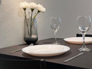 TwinStay #6 - Deluxe Super King Suite