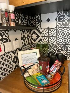 Casa Luna beach side Luxurious comfy apt in center Paphos