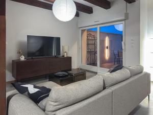 Jardin Secret - Maison 80 m2, jardin privé & parking, début Route des Vins