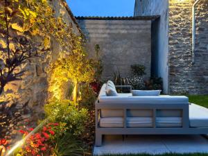 Jardin Secret - Maison 80 m2, jardin privé & parking, début Route des Vins