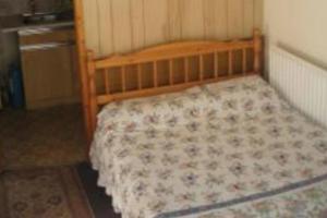 Flat Sleeps 2 with On-Street Parking