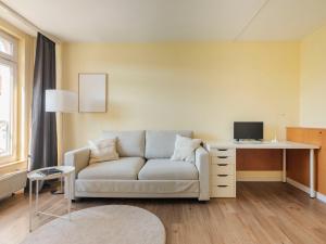 2-Zimmer City Apartment Berlin Mitte 50m2 - U-Bahn Leopoldplatz by Rooms Berlin