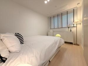 Hongdae YUN HEALING STAY