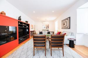 Liberdade Great Apt with AC Garage