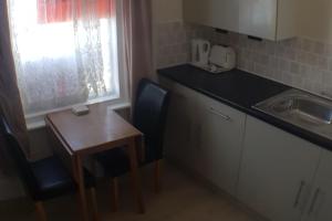 Glen Villa 1 Sleeps 4 Near Beach