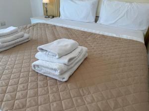 C D Candia Apartment