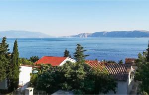 Lovely Apartment In Novi Vinodolski With Wifi