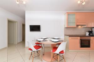 Apartments Medulin 396