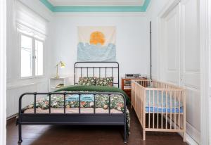 9 Person Garden Home 5min to Clock Tower