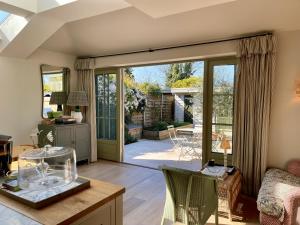 1860s Villa Richmond