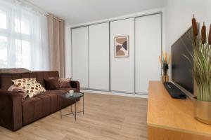 Family Apartment near the Beach in Sopot by Noclegi Renters