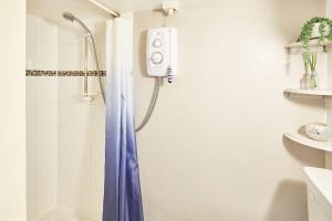 Victoria Townhouse Studio