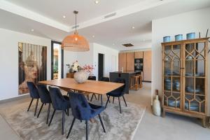 Villa Ca Naomi by Marhen Homes