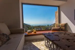 Golden Bay Suites & Maisonettes - 波帝卡