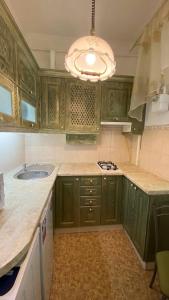 Мала Арнаутська 2