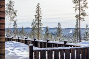 Vargen Fjällstuga med bastu och brasa i Idre
