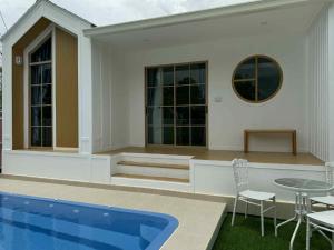 บ้านสวนแสงหล้า วิลล่า รีสอร์ท
