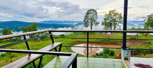 บ้านไร่ระเบียงฟ้า น้ำหนาว แคมป์ปิ้ง