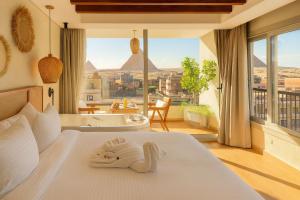 Galaxy Pyramids View INN