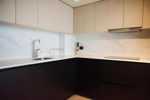 Contemporary 2BR Gem in Providencia