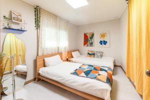 Jeonju Hanok Village,2 Rooms,Private house,Jeonju Station 12 minutesn each room,Jeonju Station 12 minutes