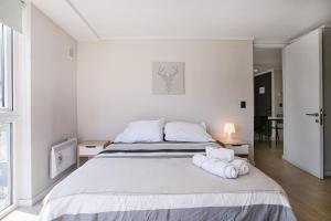 Close to everything in Providencia 2BR Apartment