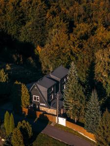 Przystanek Klimczok -przytulny dom na wyłączność z balią i pięknym widokiem na góry