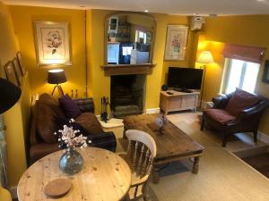 Adorable one bed cottage in rural idyll