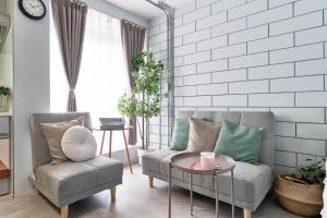 Fuufu House Tokyo Yotsuya - No Elevator 3F WalkUp