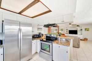 Blissful Beach Retreat AC