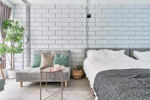 Fuufu House Tokyo Yotsuya - No Elevator 3F WalkUp