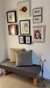 LAUSANNE PULLY SKI lakeside street and direct bus to Lausanne train station