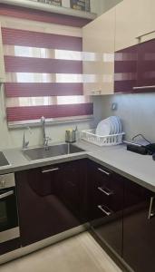 Lydia Apartment Comfortable 2BR near Hospital