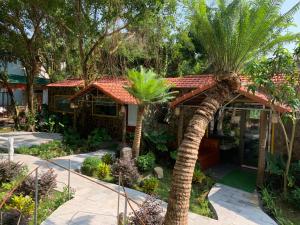 Trang An river mountain ecolodge Ninh Binh