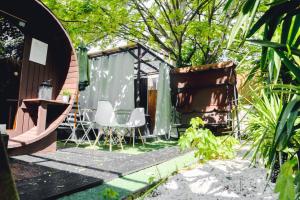 TranquilHaus! 3BR Retreat with Spa Saunas, Hot Tub & Garden Cinema