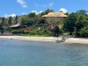 Lombok Villas, Villa Rembulan