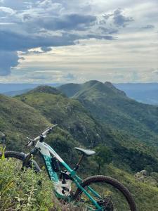 Sítio no alto das montanhas, vista 360 e Bikepark