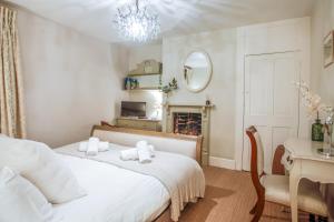 Luxury boutique Duke Suite In historic centre