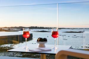 Hotels Relais & Chateaux Le Brittany & Spa : Chambre de Luxe Batz avec Terrasse - Vue sur Mer