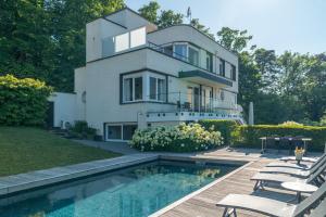 Villa heart of Evian swimming pool